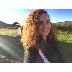 Meet your Posher, Ines